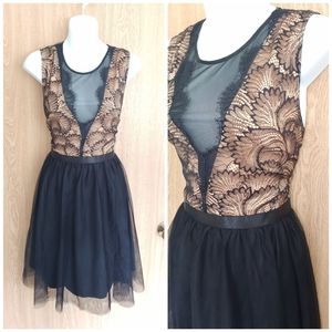 🖤 Venus plunging tulle dress 🖤